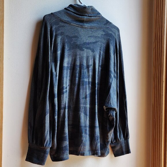 Splendid Green/Gray Camo Cowl Neck Jersey Size XL - Picture 12 of 16